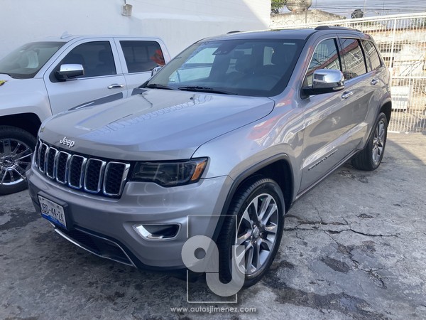 Cherokee-Limited-Lujo-00002