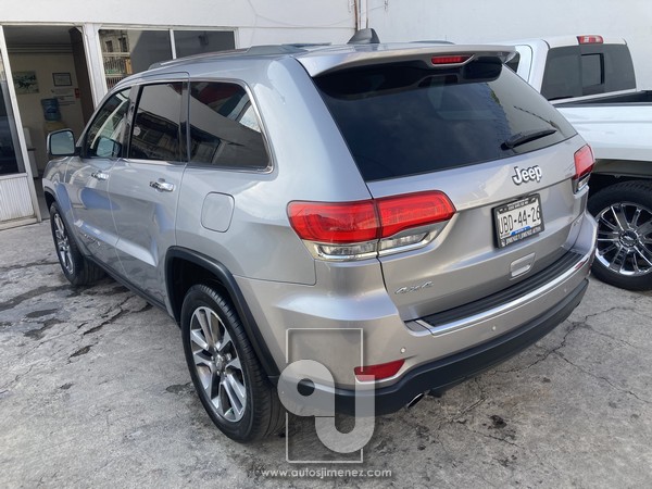 Cherokee-Limited-Lujo-00004